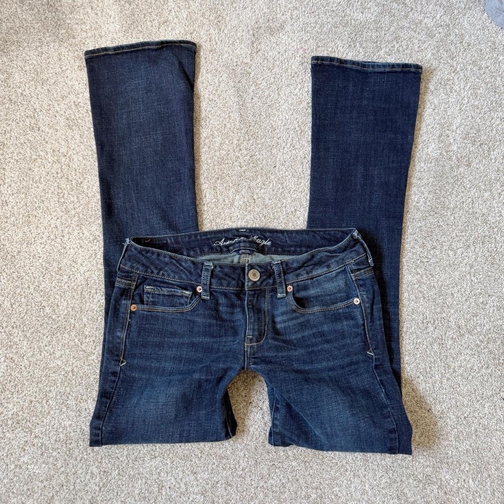 Early 2000s American Eagle Low Rise Kick Bootcut Jeans — Size 8